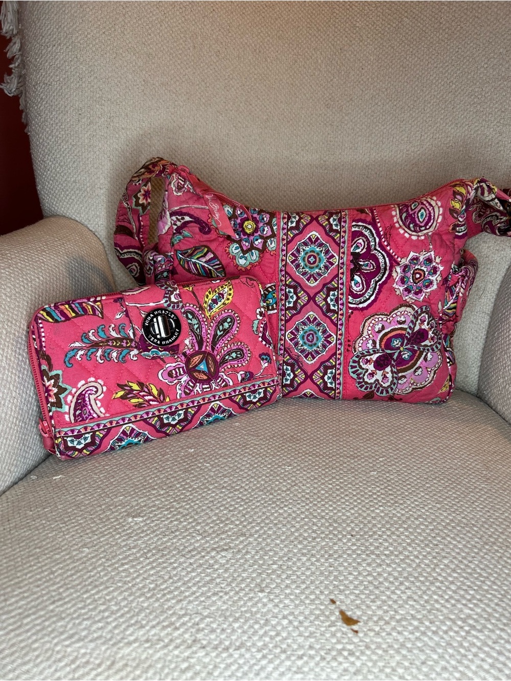 Vera Bradley On the Go call me coral pattern crossbody with matching wallet - Picture 2 of 10